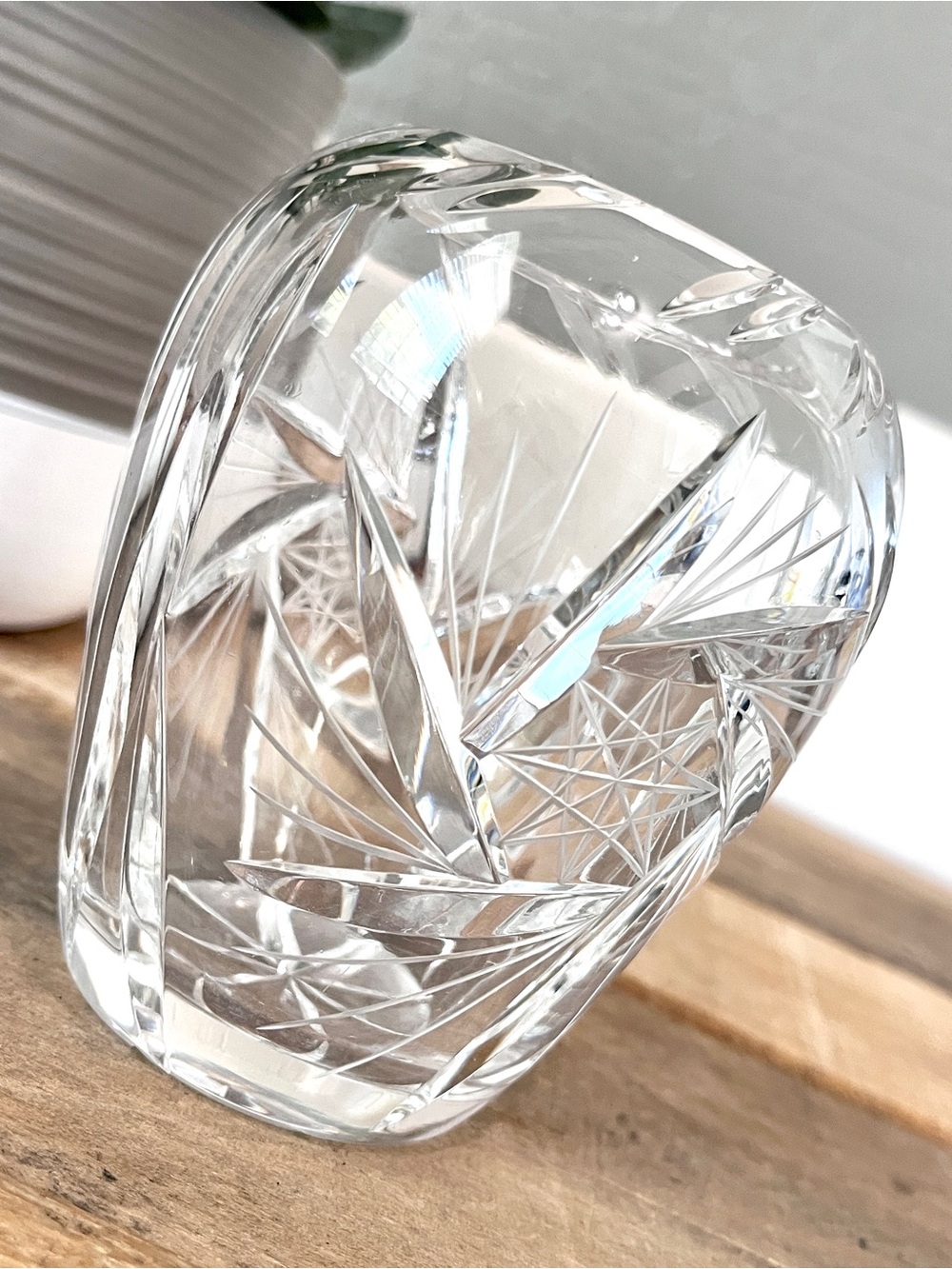 Vintage Hand Cut Lead Crystal Rose Bowl Vase Pinwheel Starburst Heavy - Picture 4 of 5